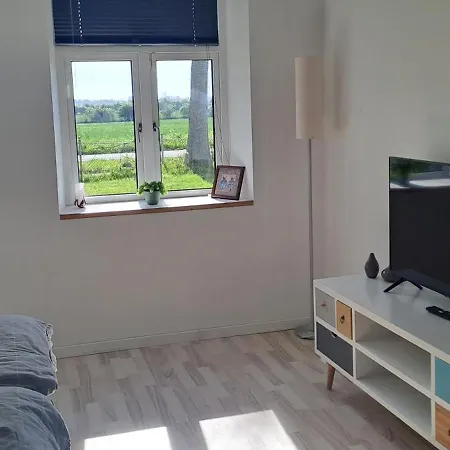 Nedlagt Gard I Naturen Med Ro Og Fred Og Samtidig Taet Pa Strand Og Fiskeri Og Indkobsmuligheder Nordborg Exterior photo
