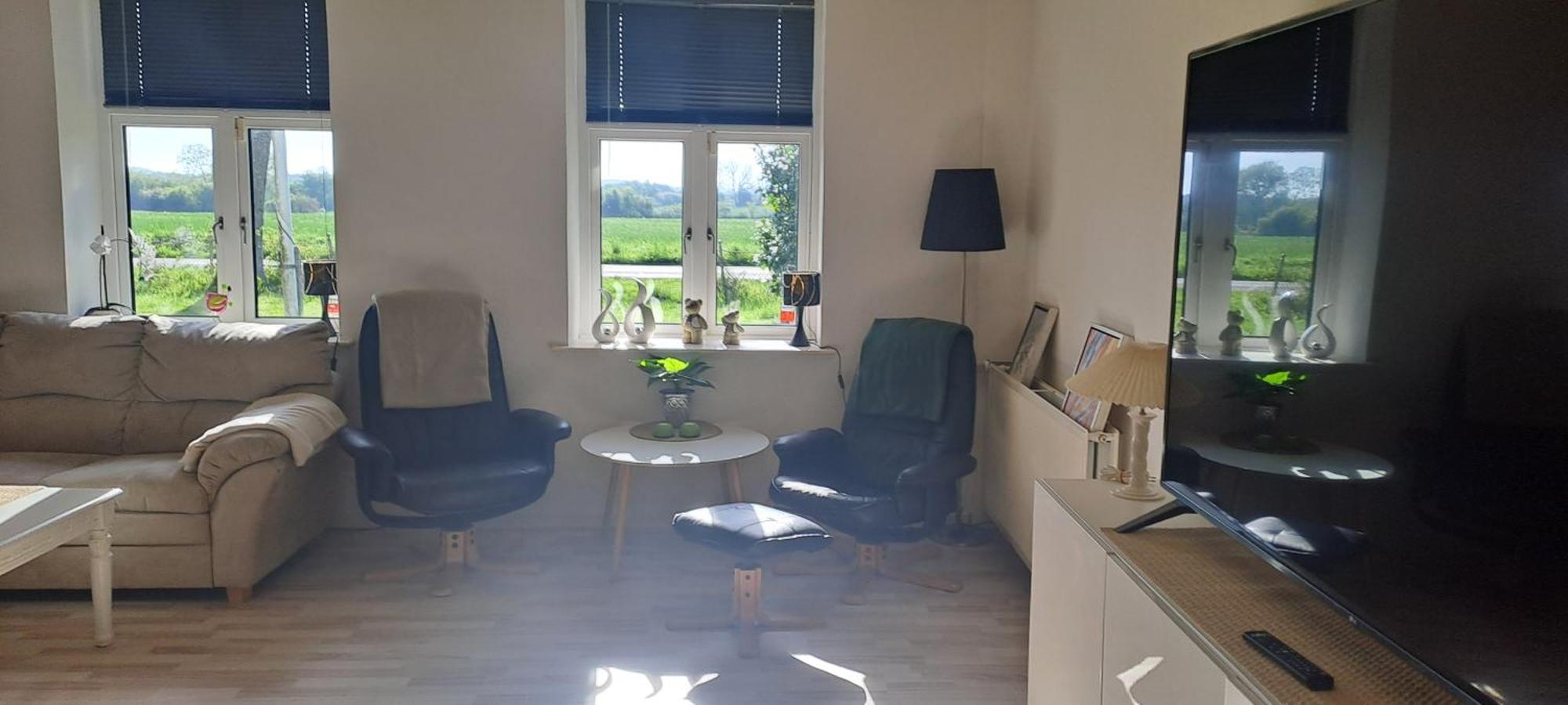 Nedlagt Gard I Naturen Med Ro Og Fred Og Samtidig Taet Pa Og Fiskeri Og Indkobsmuligheder Homestay