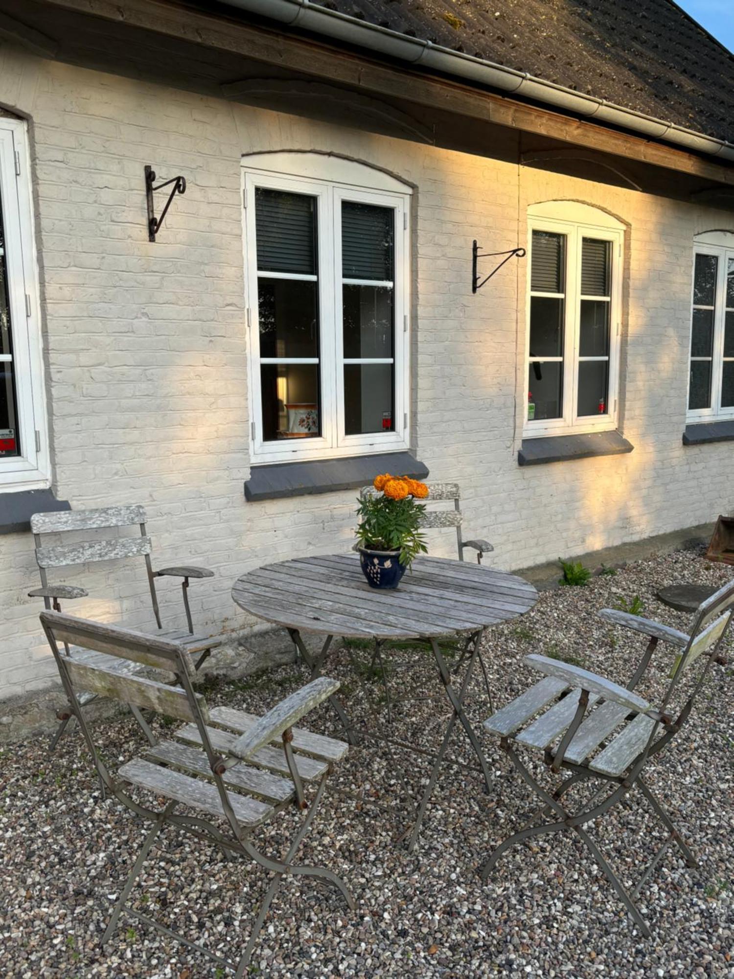 Nedlagt Gard I Naturen Med Ro Og Fred Og Samtidig Taet Pa Og Fiskeri Og Indkobsmuligheder * Nordborg
